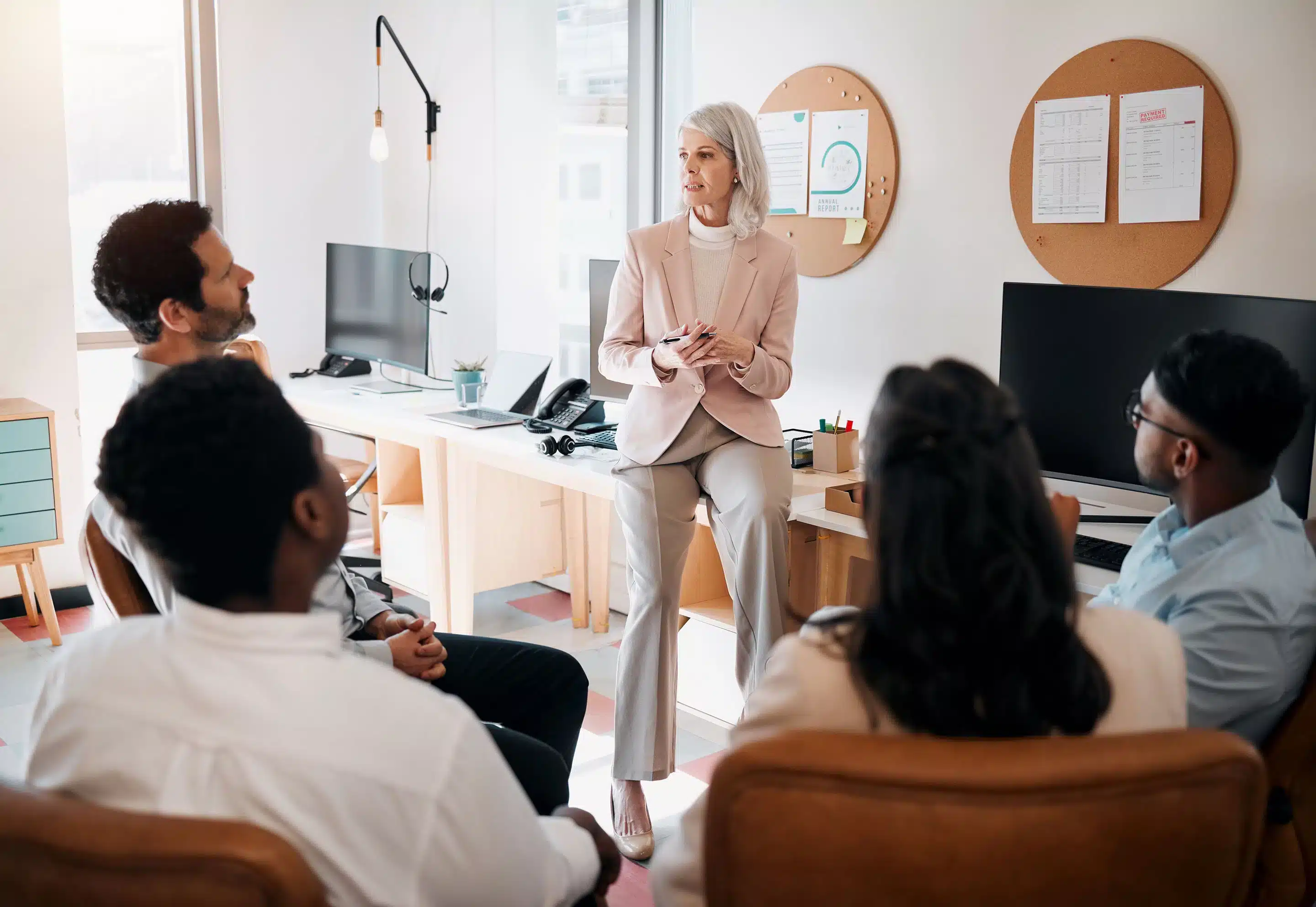 Effektives-Konfliktmanagement-Die-besten-Tipps-zu-produktiver-Betriebsratsarbeit.jpg Bild des CONSENSUS Solutions Teams bei einem Seminar zur Mediation & Konfliktlösung