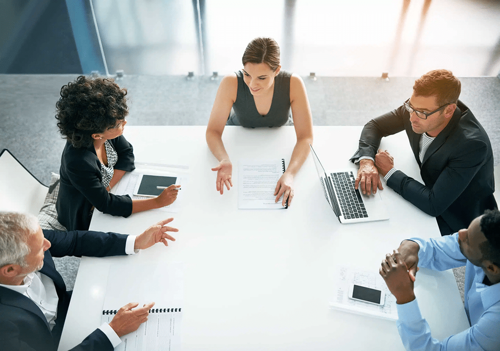 Bild des CONSENSUS Solutions Teams bei einem Seminar zur Mediation & Konfliktlösung